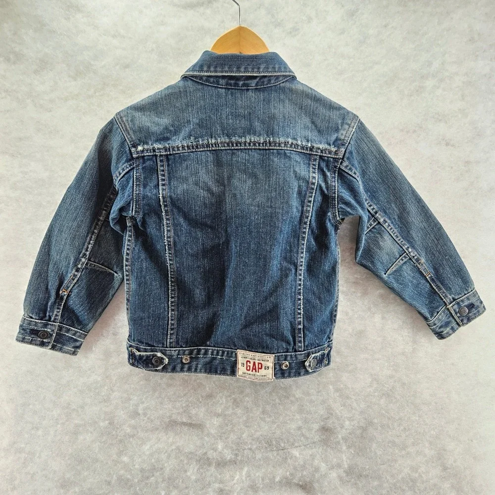 GAP‎ Kids Denim Jacket XS (4-5) Blue Jean Trucker Coat Distressed